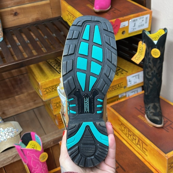 New Corral Workboots - Picture 3 of 5